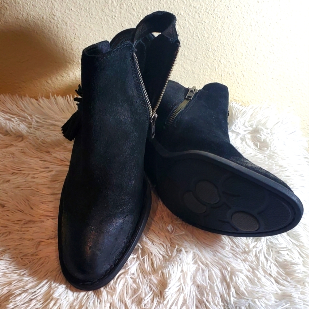 Monikah Slingback Black Suede heel by Born
